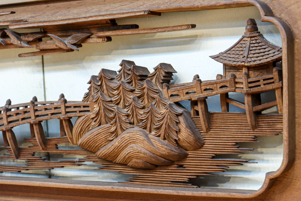 東屋のある近江八景を描いた小型彫刻欄間 EZ2712 在庫1枚 – 古福庵