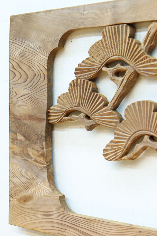 見事な枝ぶりの松と勇壮な鳥の彫刻欄間素材 EZ2718ab 在庫(a:1 b