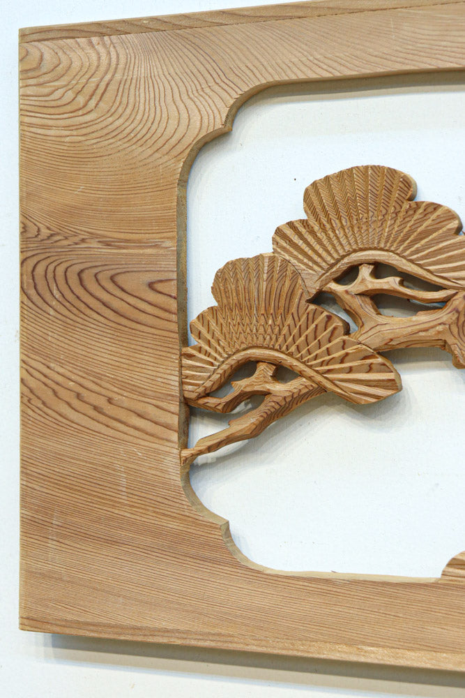 木地色の明るい色合いで気品ある彫刻欄間素材　EZ2719ab　在庫(a:1 b:1)枚