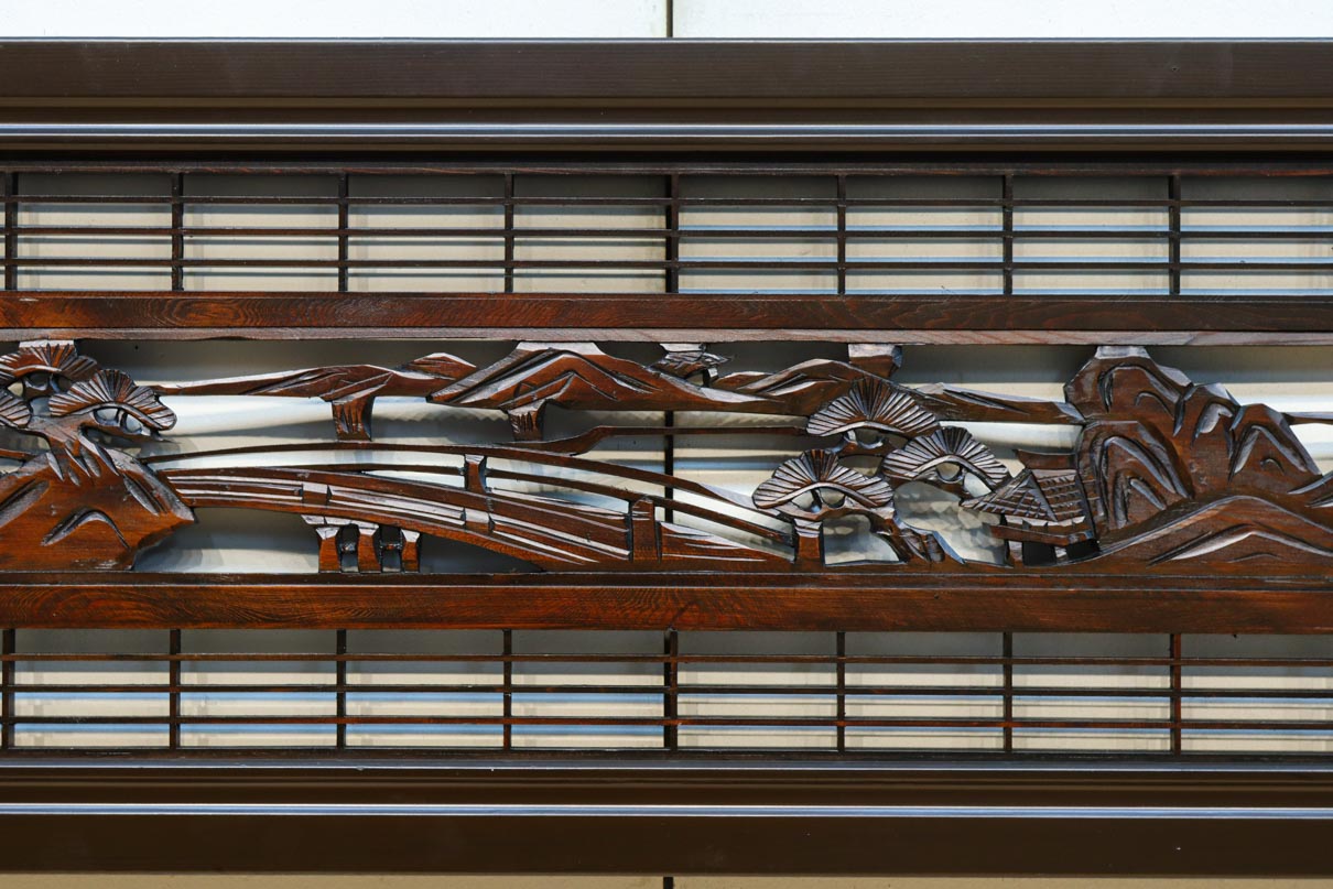 窓絵に穏やかな風景が広がる欄間　EZ2723ab　在庫(a:1 b:1)枚