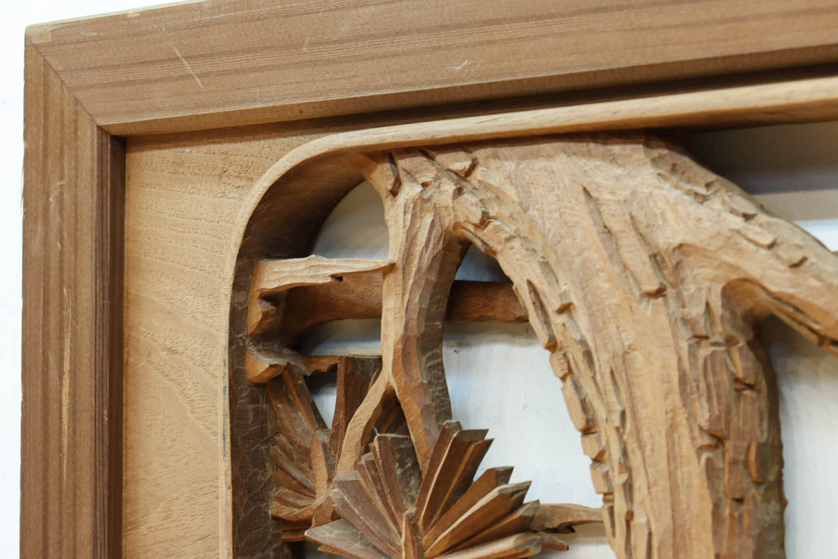 優雅に飛翔する鶴と貫禄ある松を描いた彫刻欄間 EZ2729ab 在庫2枚一組