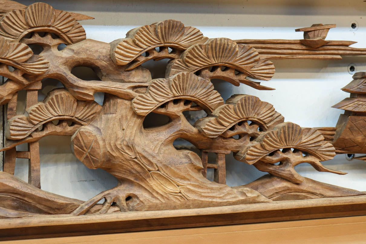 Deeply carved transom EZ2730ab