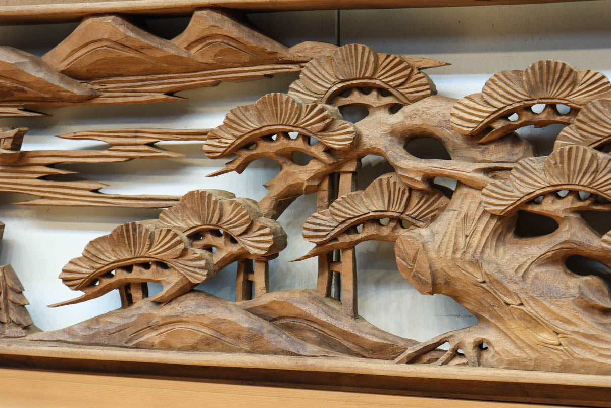 Deeply carved transom EZ2730ab