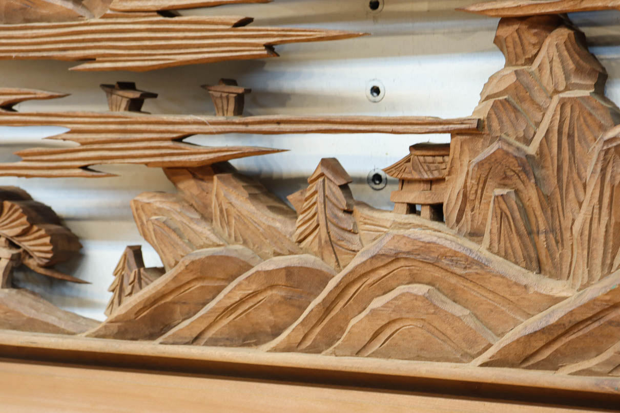 Deeply carved transom EZ2730ab