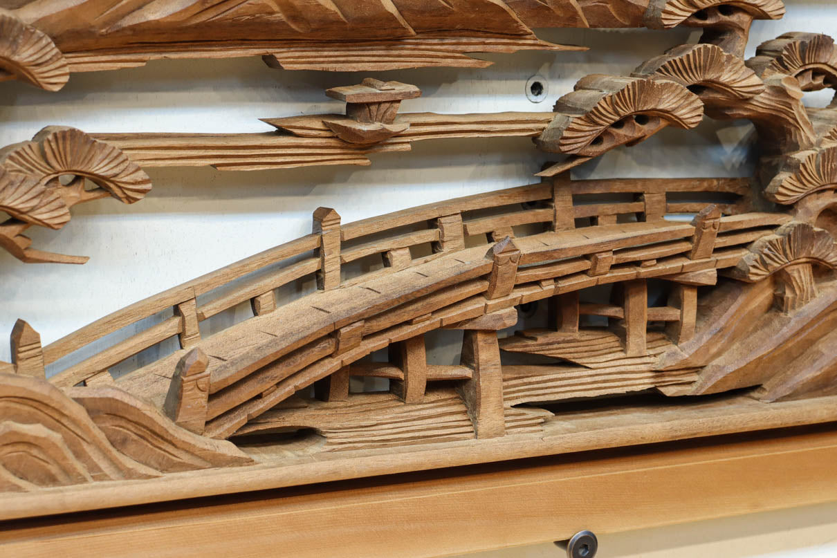 Deeply carved transom EZ2730ab