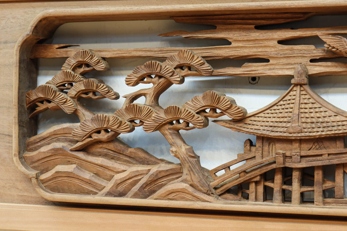 Deeply carved transom EZ2730ab