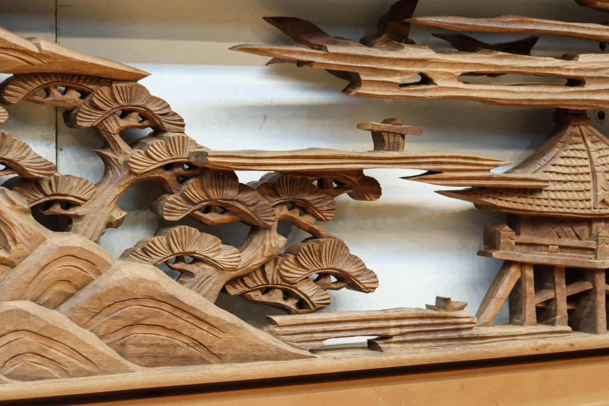 Deeply carved transom EZ2730ab