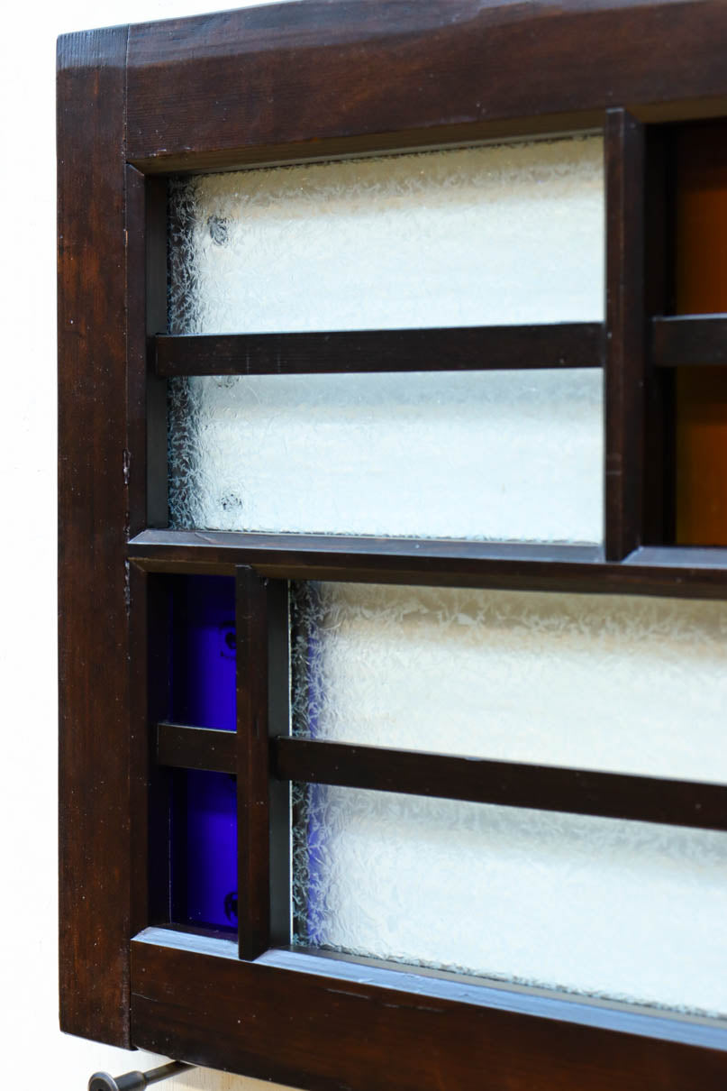 色ガラスがアクセントになるモダンデザインが素敵なガラス入り小型欄間　EZ2748ab　在庫(a:1 b:1)枚