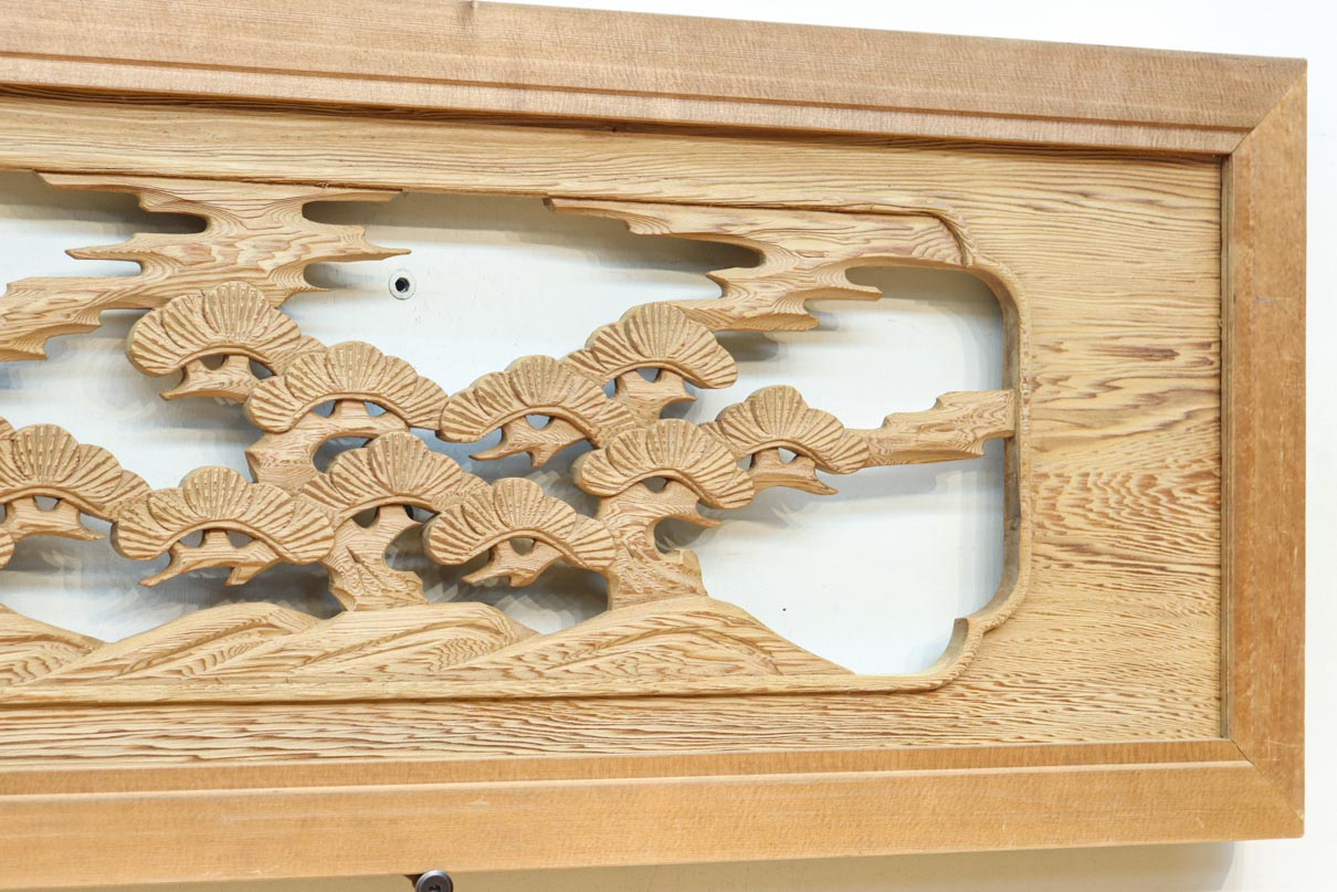 Carved transom with glass EZ2766