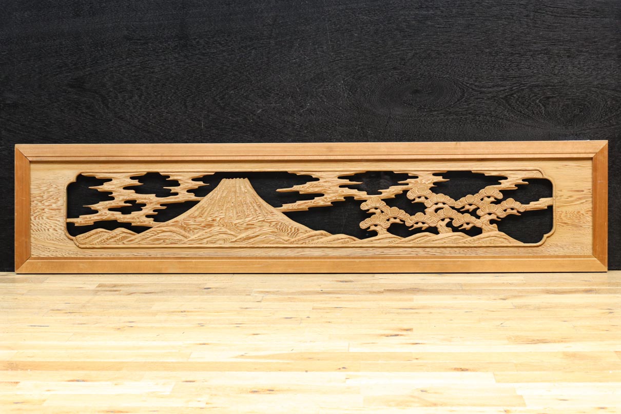 Carved transom with glass EZ2766