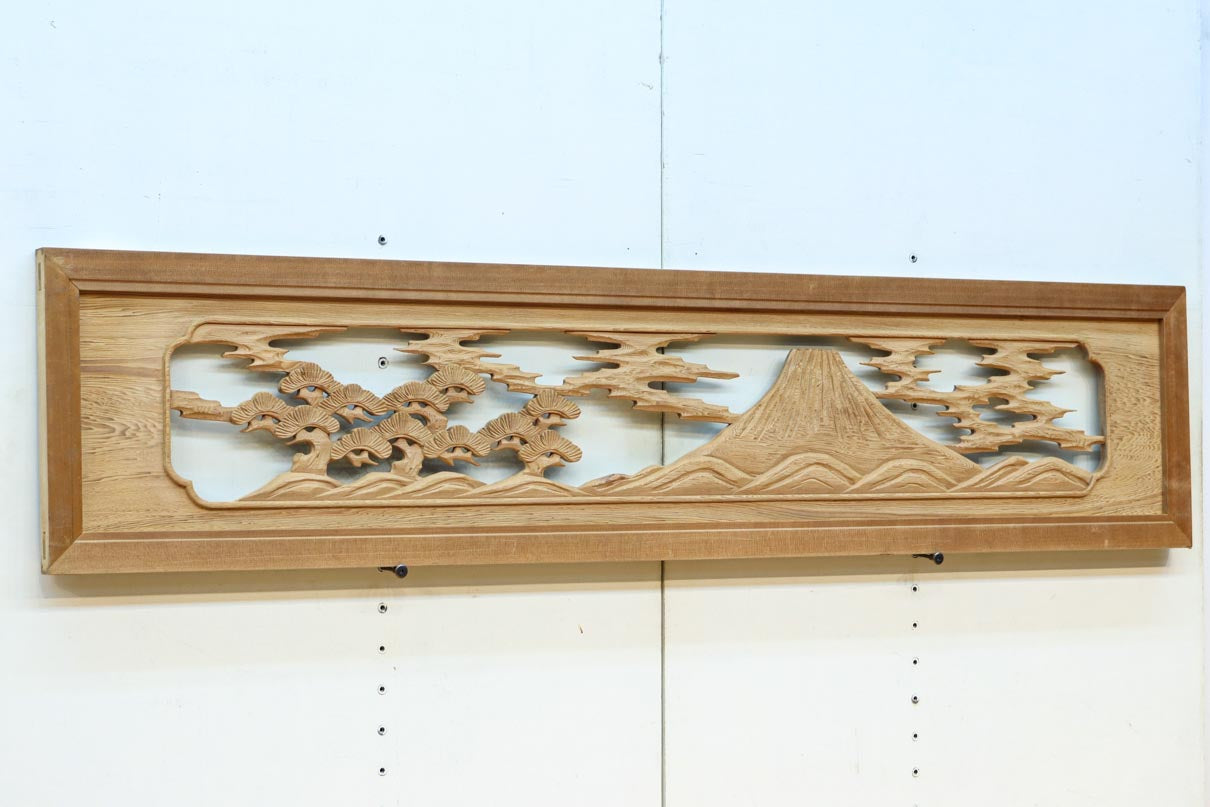 Carved transom with glass EZ2766