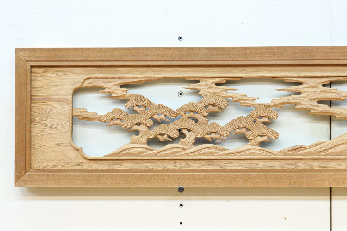 Carved transom with glass EZ2766