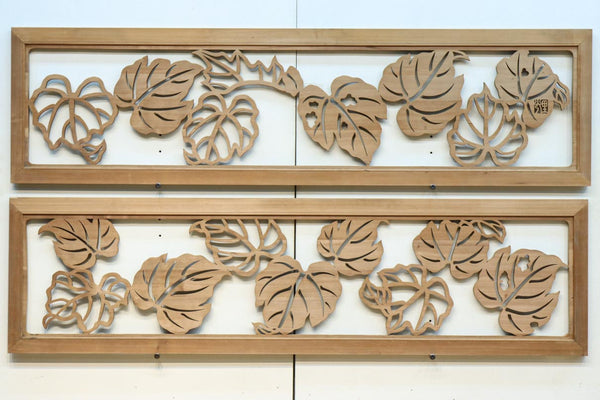 大きな葉模様を可憐に描いた平彫り彫刻欄間　EZ2773ab　在庫(a:1 b:1)枚
