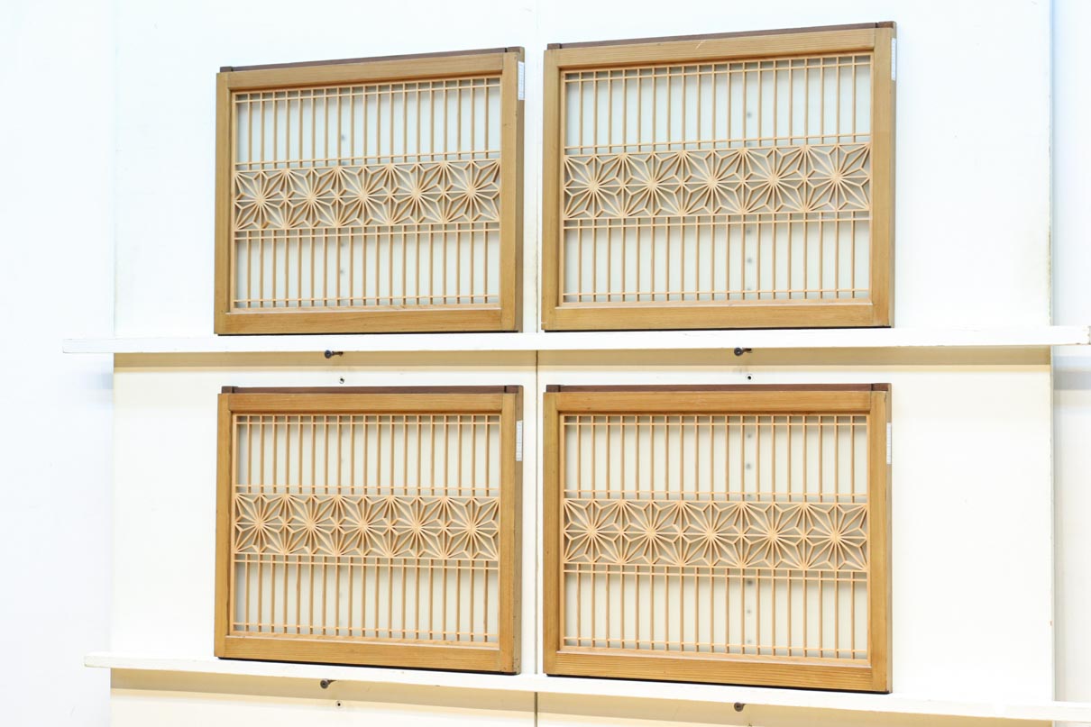 Small carved Ranma with glass EZ2781ab