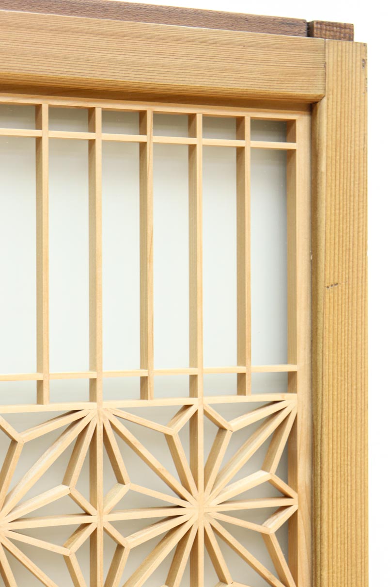 Small carved Ranma with glass EZ2781ab