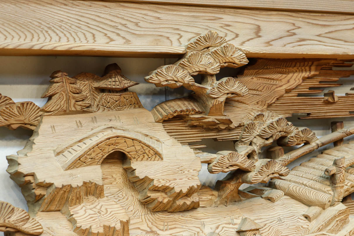 Deeply carved Ranma EZ2782ab