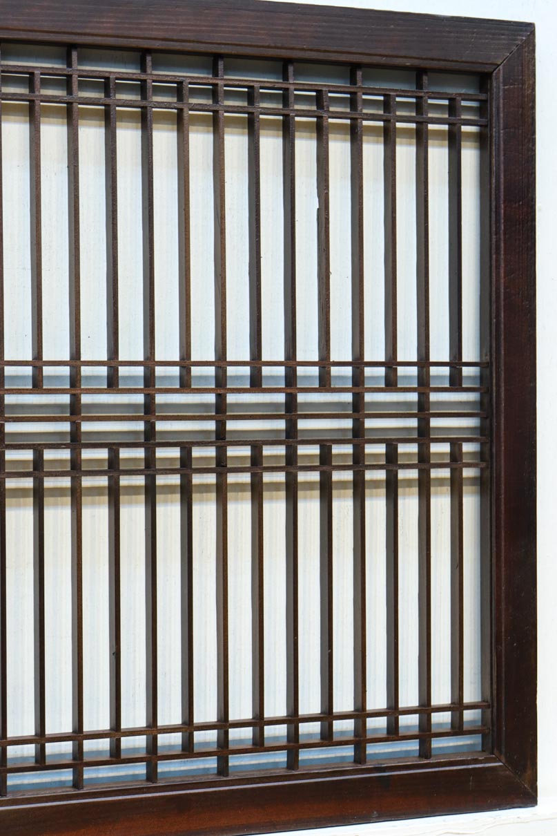 升格子の帯装飾で和の面持ちある小型縦繁欄間　EZ2788　在庫1枚