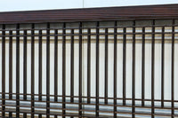 升格子の帯装飾で和の面持ちある小型縦繁欄間　EZ2788　在庫1枚