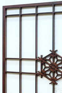 麻の葉と胡麻組子の装飾で雅な面持ちの小型建具素材　EZ2803　在庫2枚