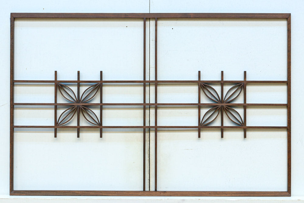 シンプルな中に七宝組子装飾が映える小型欄間素材　EZ2804b　在庫４枚