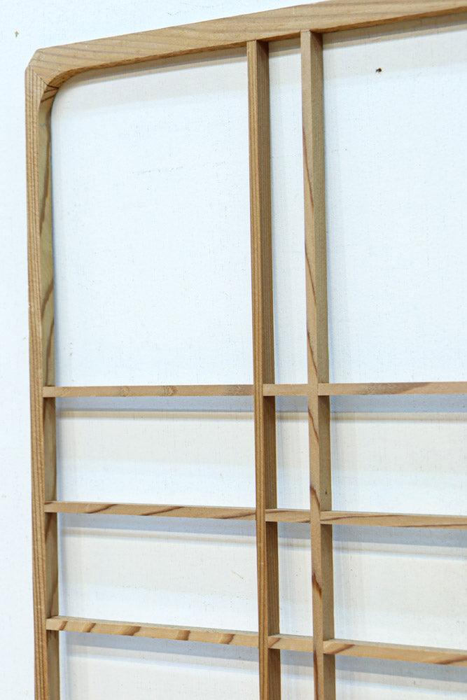 シンプルデザイン！！七宝組子装飾で風情ある小型欄間素材　EZ2805b　在庫４枚