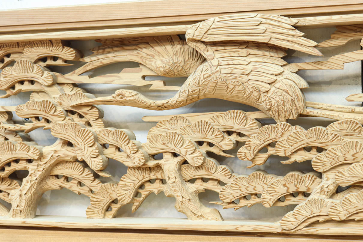 鶴と松を細やかに描いた彫刻欄間　EZ2812ab　在庫(a:1  b:1)枚