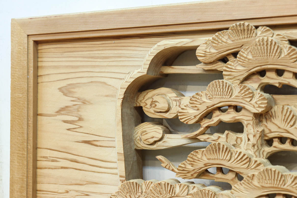 鶴と松を細やかに描いた彫刻欄間　EZ2812ab　在庫(a:1  b:1)枚