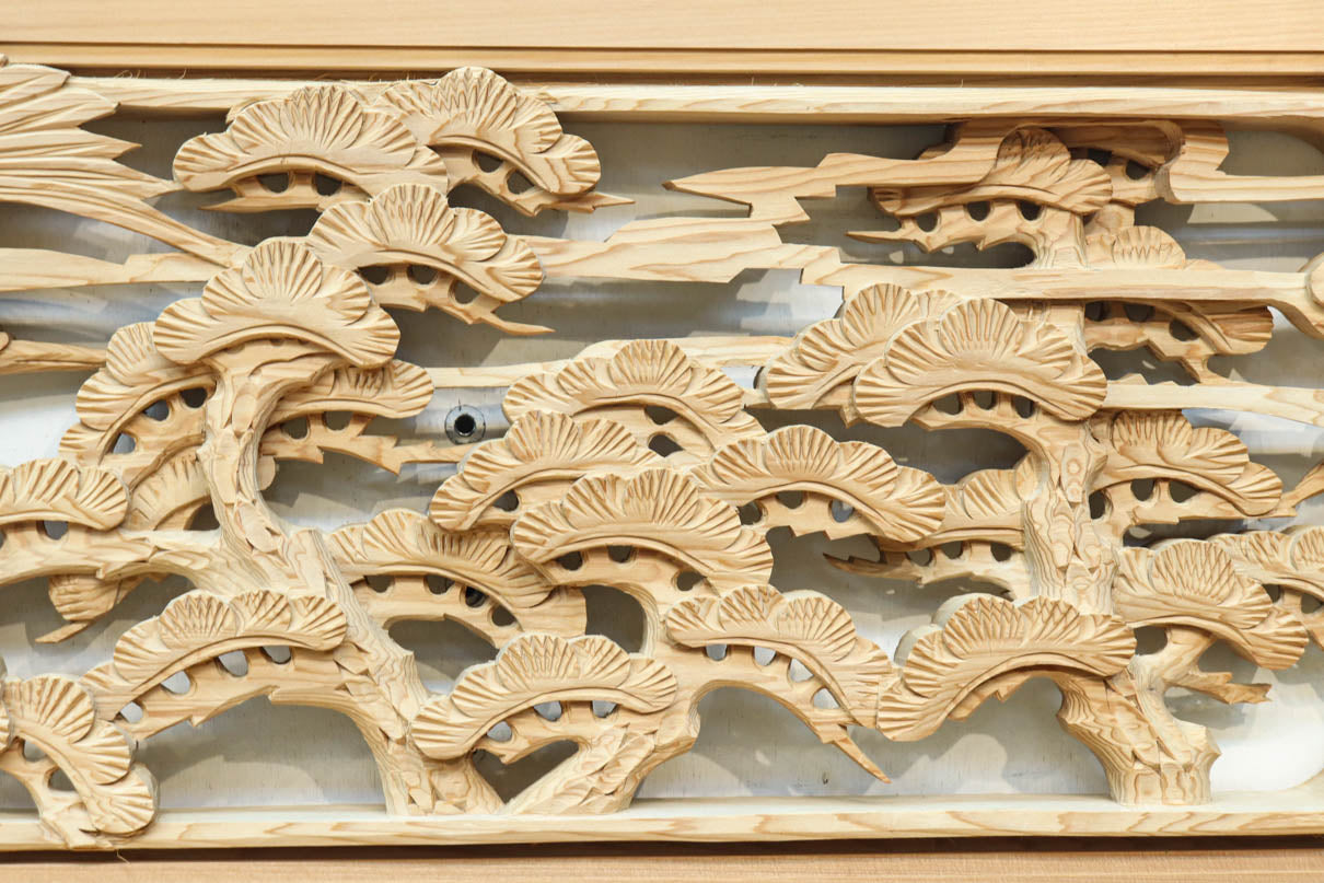 鶴と松を細やかに描いた彫刻欄間　EZ2812ab　在庫(a:1  b:1)枚