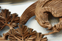 力強い鷹を描いた立体感のある彫刻欄間　EZ2813ab　在庫(a:1 b:1)枚