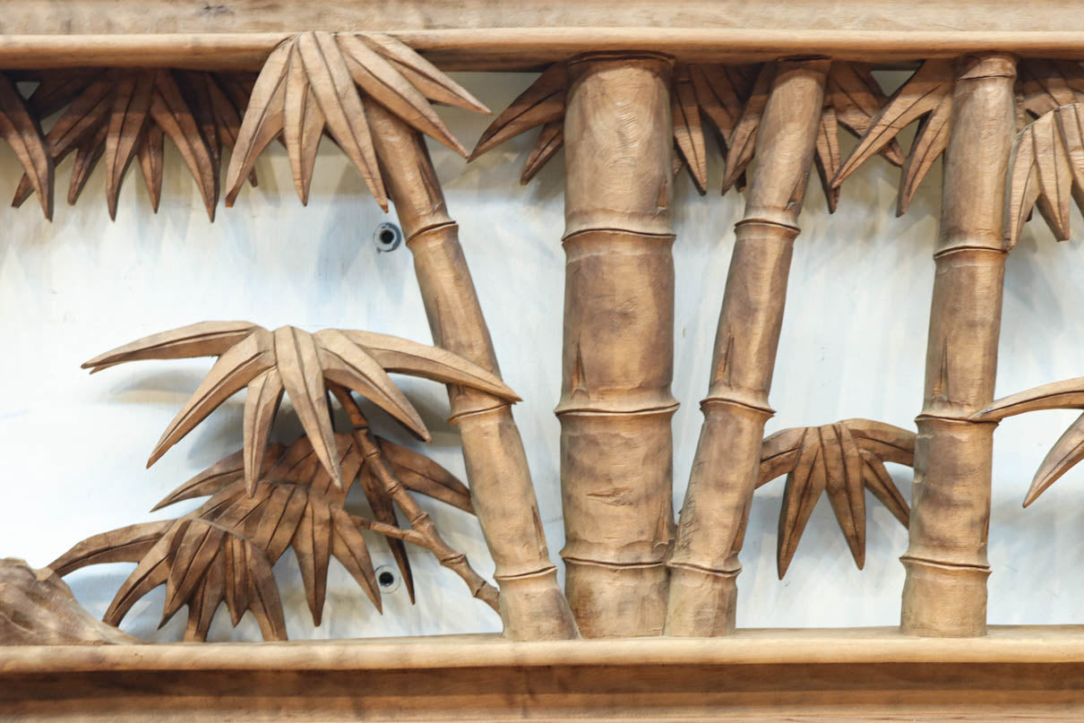 立体感ある梅や菊を華やかに描く彫刻欄間　EZ2814ab　在庫(a:1 b:1)枚