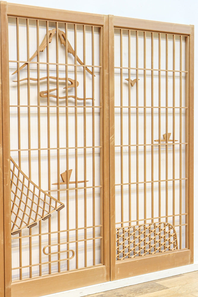 富士の頂と投網装飾が引き立つ風景を描いた書院セット　EZ2826　在庫4枚1組