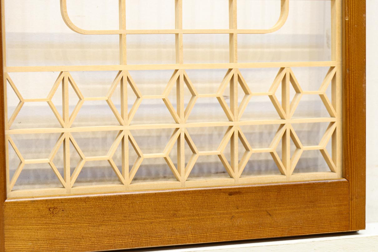 香図と幾何学の装飾で雅な面持ちの書院　EZ2828　在庫4枚