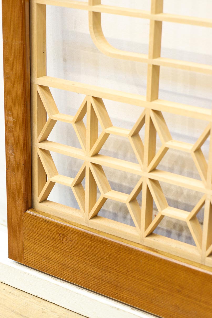 香図と幾何学の装飾で雅な面持ちの書院　EZ2828　在庫4枚