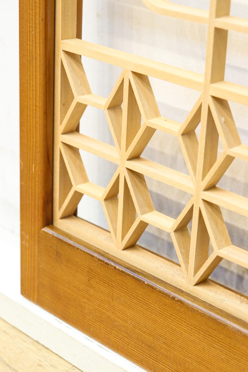 香図と幾何学の装飾で雅な面持ちの書院　EZ2828　在庫4枚