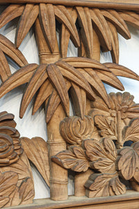 竹と菊を気品良く描いた木地色の欄間　EZ2831　在庫1枚