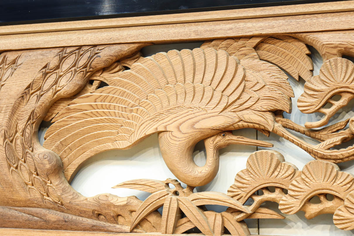 鶴や松竹梅を描いた華やかな眺めの深彫り欅彫刻欄間　EZ2833ab　在庫(a:1 b:1)枚