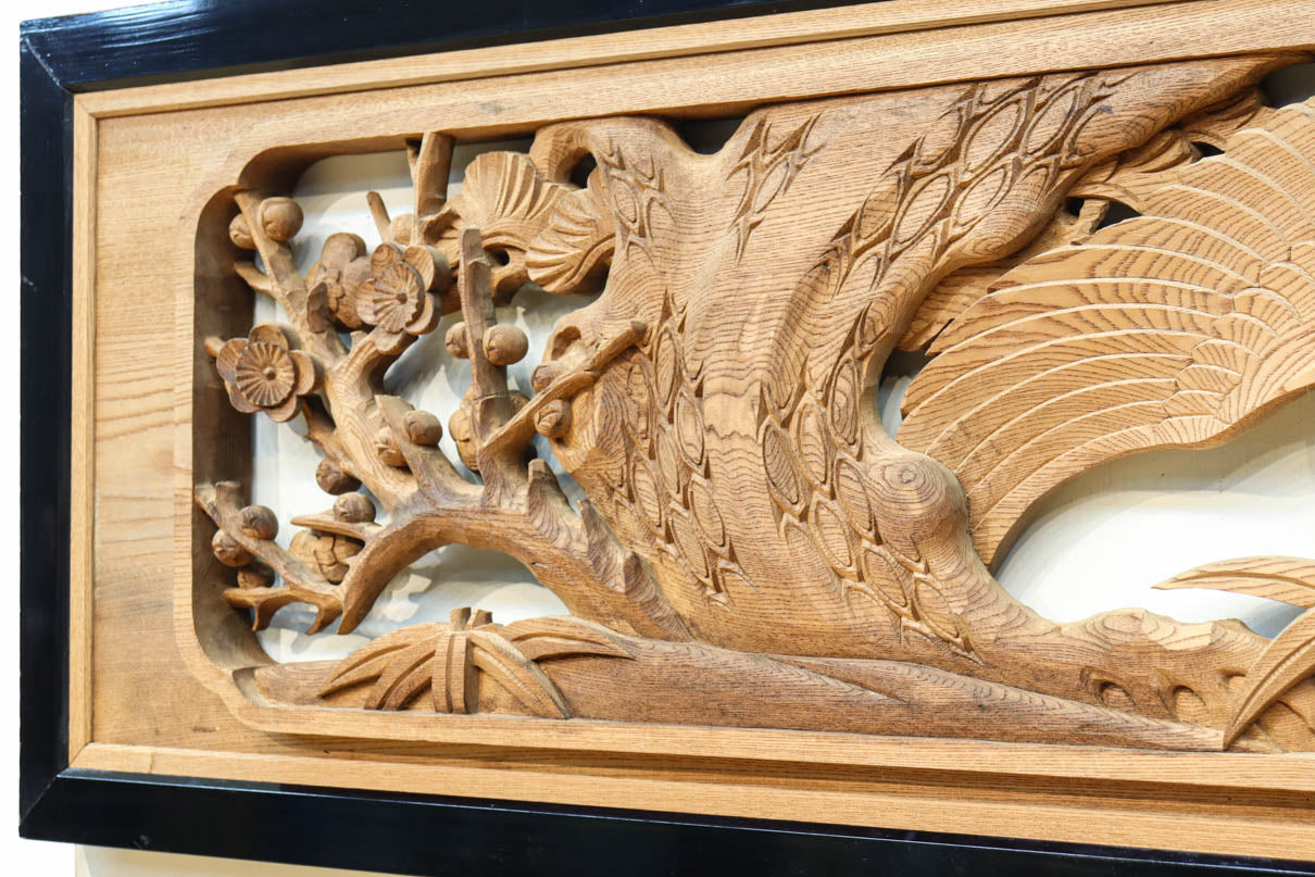 鶴や松竹梅を描いた華やかな眺めの深彫り欅彫刻欄間　EZ2833ab　在庫(a:1 b:1)枚