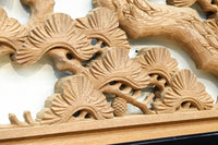 鶴や松竹梅を描いた華やかな眺めの深彫り欅彫刻欄間　EZ2833ab　在庫(a:1 b:1)枚