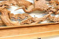 優しく温かみある色彩で鶴と松の彫刻装飾が映える深彫り彫刻欄間　EZ2834ab　在庫(a:1 b:1)枚