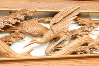 優しく温かみある色彩で鶴と松の彫刻装飾が映える深彫り彫刻欄間　EZ2834ab　在庫(a:1 b:1)枚