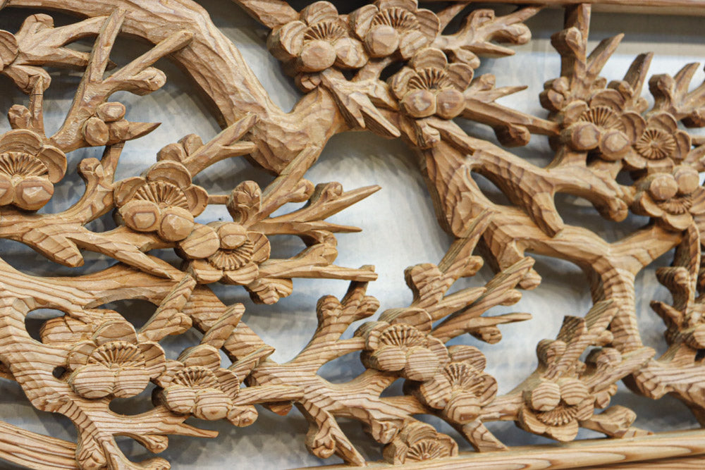 華やかに飾り立てられた梅竹の見応えある欄間　EZ2835ab　在庫(a:1 b:1)枚