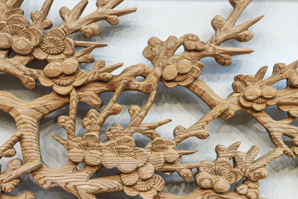 華やかに飾り立てられた梅竹の見応えある欄間　EZ2835ab　在庫(a:1 b:1)枚