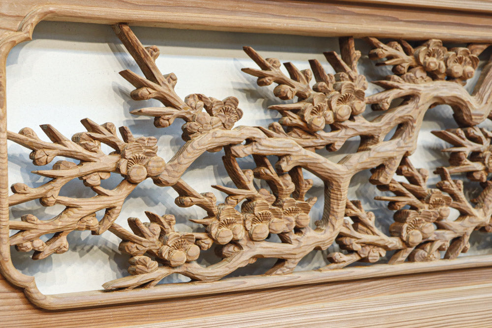 華やかに飾り立てられた梅竹の見応えある欄間　EZ2835ab　在庫(a:1 b:1)枚