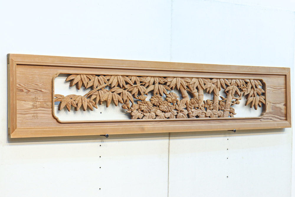 華やかに飾り立てられた梅竹の見応えある欄間　EZ2835ab　在庫(a:1 b:1)枚