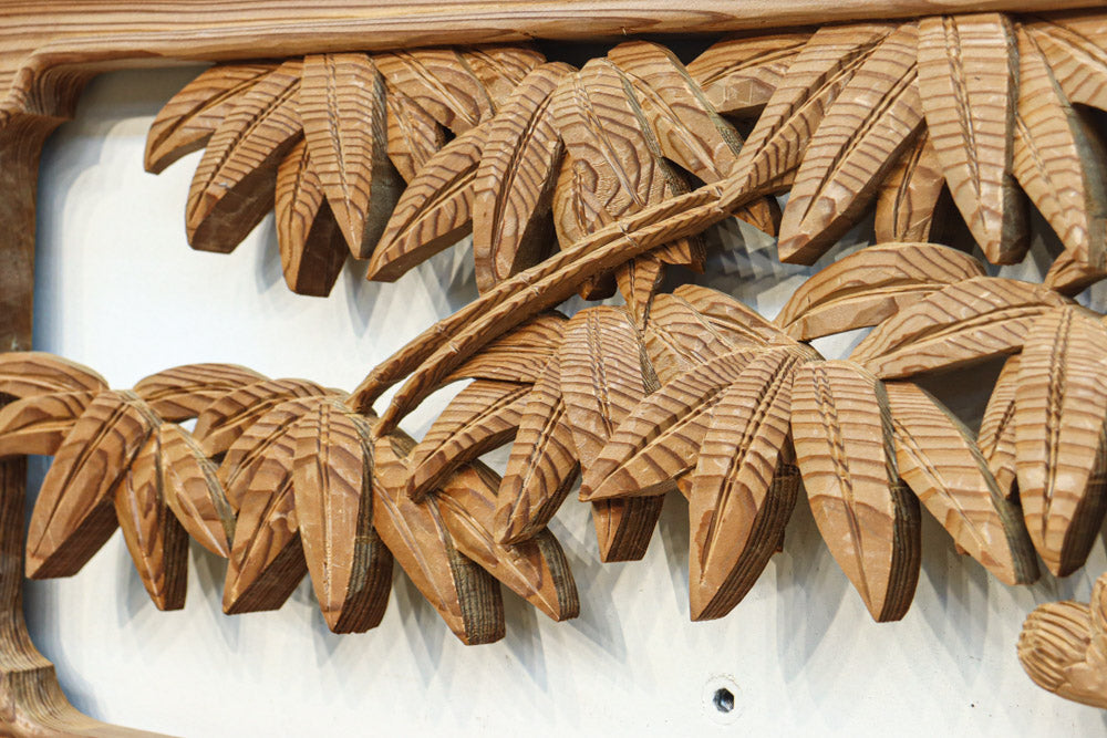 華やかに飾り立てられた梅竹の見応えある欄間　EZ2835ab　在庫(a:1 b:1)枚