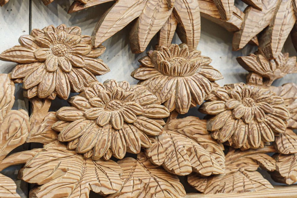 華やかに飾り立てられた梅竹の見応えある欄間　EZ2835ab　在庫(a:1 b:1)枚