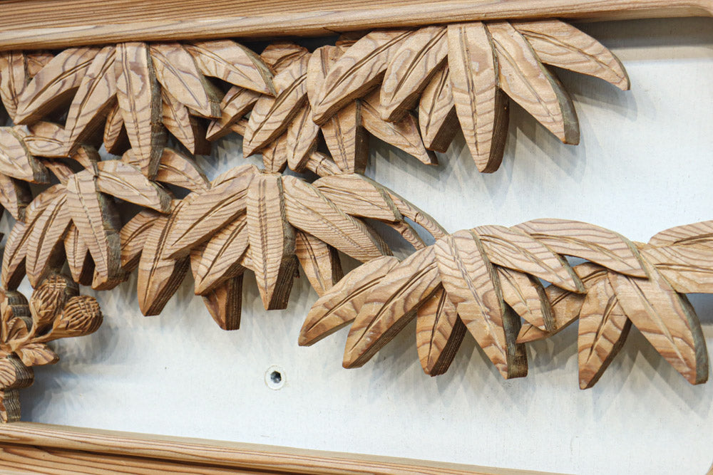 華やかに飾り立てられた梅竹の見応えある欄間　EZ2835ab　在庫(a:1 b:1)枚