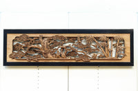 縁起良い松竹梅の彫刻を黒枠で囲い上品な面持ちの深彫り彫刻欄間　EZ2837ab　在庫(a:1 b:1)枚