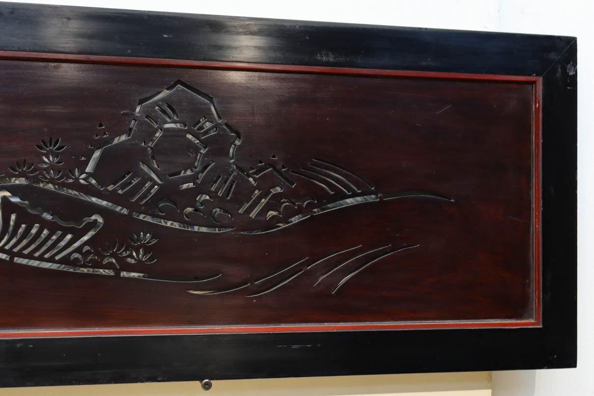 幅2125ミリ！！鯉が波間に顔を出す透かし絵で風情ある長尺漆欄間　EZ2839　在庫1枚