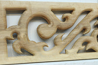 レリーフ彫刻を施した自然の風合いが滲む木地色欄間素材　EZ2840　在庫9枚